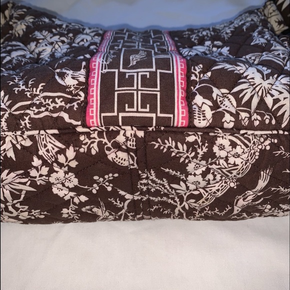 Vera Bradley Tote - Picture 5 of 8